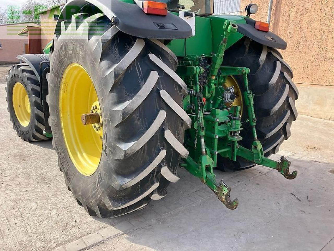 Farm tractor John Deere 8230 ils, powr shift: picture 26