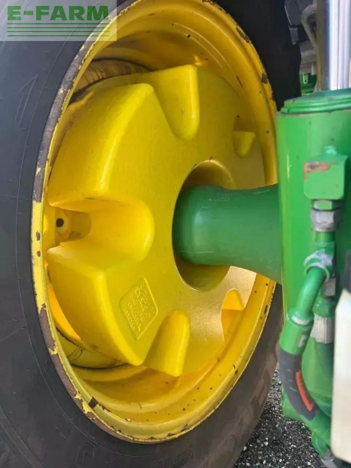 John Deere 8310r - Farm tractor: picture 5 John Deere 8310r - Farm tractor: picture 5