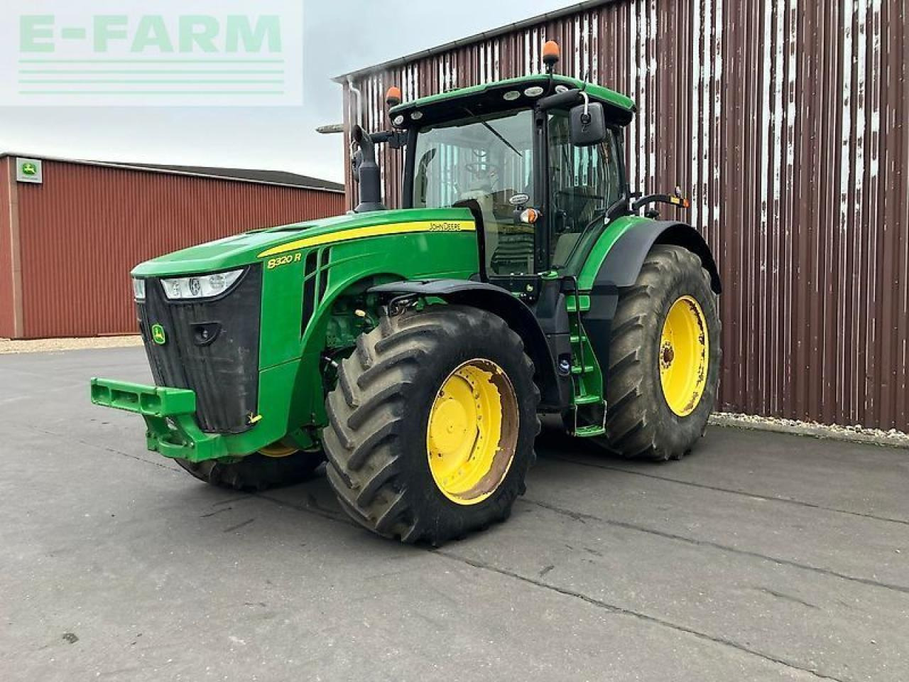 John Deere 8320r - Farm tractor: picture 1 John Deere 8320r - Farm tractor: picture 1