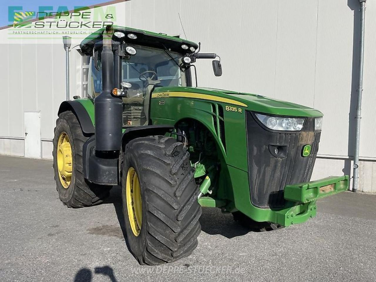 John Deere 8335r - Farm tractor: picture 4 John Deere 8335r - Farm tractor: picture 4