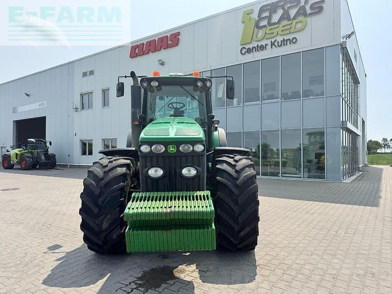 John Deere 8530 - Farm tractor: picture 2 John Deere 8530 - Farm tractor: picture 2