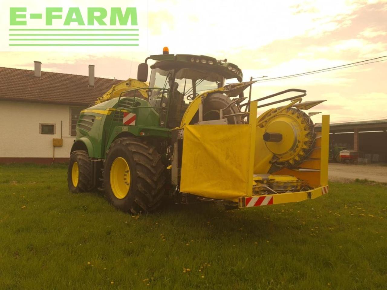John Deere 8600 i - Forage harvester: picture 1 John Deere 8600 i - Forage harvester: picture 1