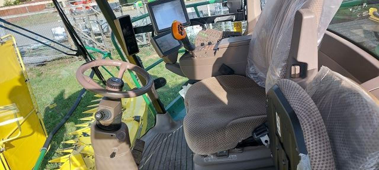 John Deere 8600i - Forage harvester: picture 5 John Deere 8600i - Forage harvester: picture 5
