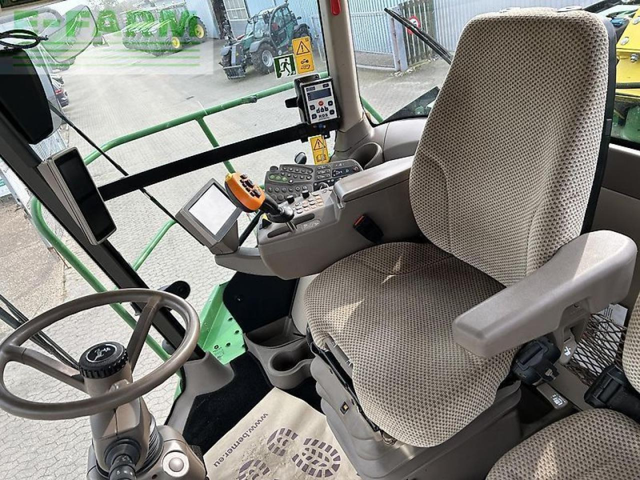 John Deere 8600i - Forage harvester: picture 4 John Deere 8600i - Forage harvester: picture 4