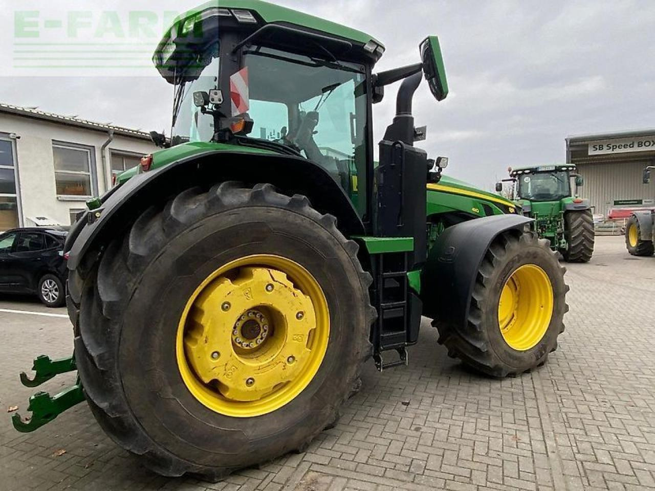 John Deere 8r 410 my23 eap 50 - Farm tractor: picture 4 John Deere 8r 410 my23 eap 50 - Farm tractor: picture 4