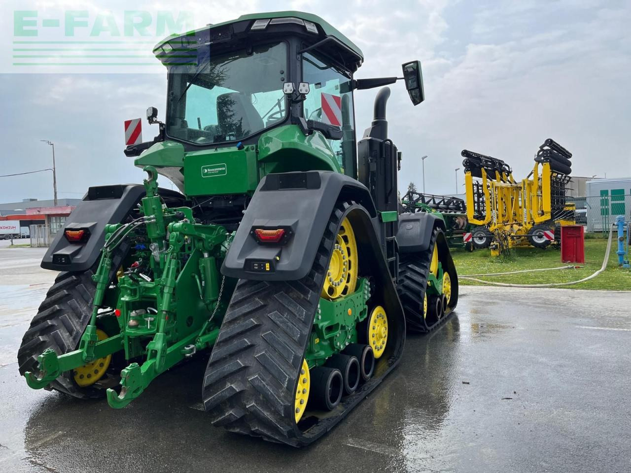 John Deere 8rx410 - Farm tractor: picture 5 John Deere 8rx410 - Farm tractor: picture 5