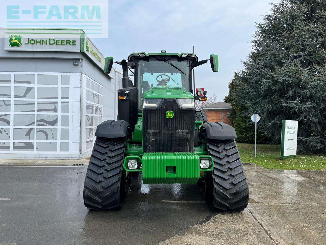 John Deere 8rx410 - Farm tractor: picture 1 John Deere 8rx410 - Farm tractor: picture 1