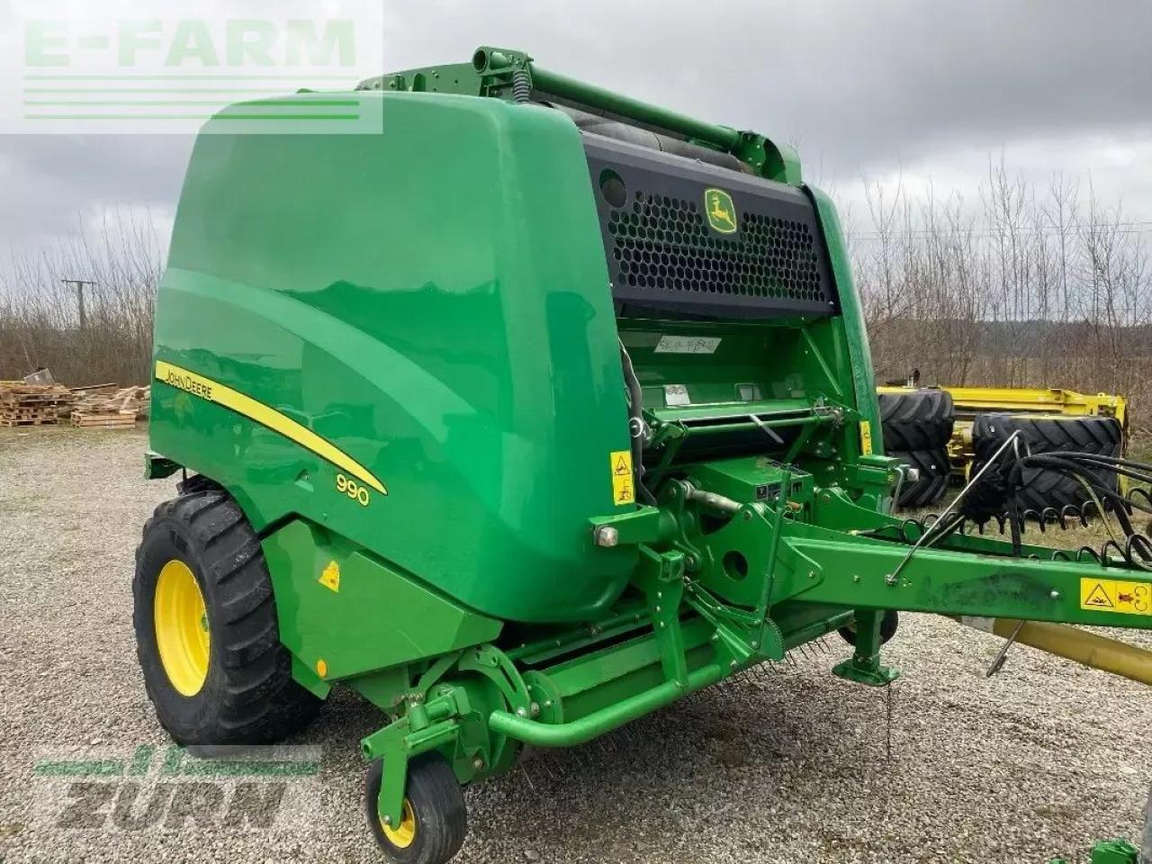 John Deere 990 premium - Square baler: picture 1 John Deere 990 premium - Square baler: picture 1
