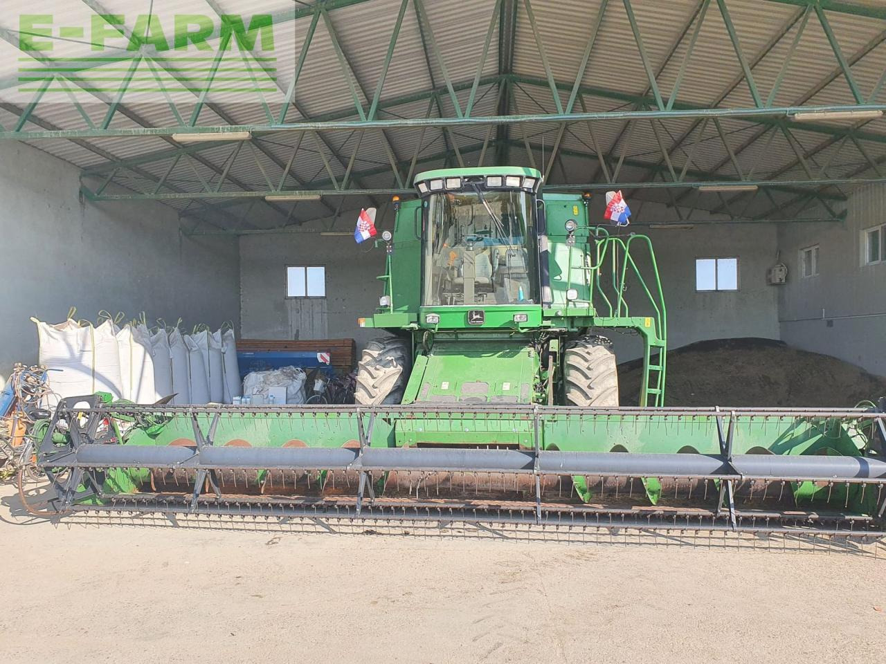 John Deere CTS - Combine harvester: picture 2 John Deere CTS - Combine harvester: picture 2