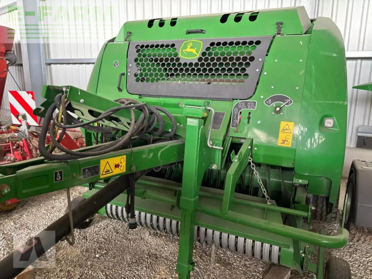John Deere f440 m - Square baler: picture 3 John Deere f440 m - Square baler: picture 3