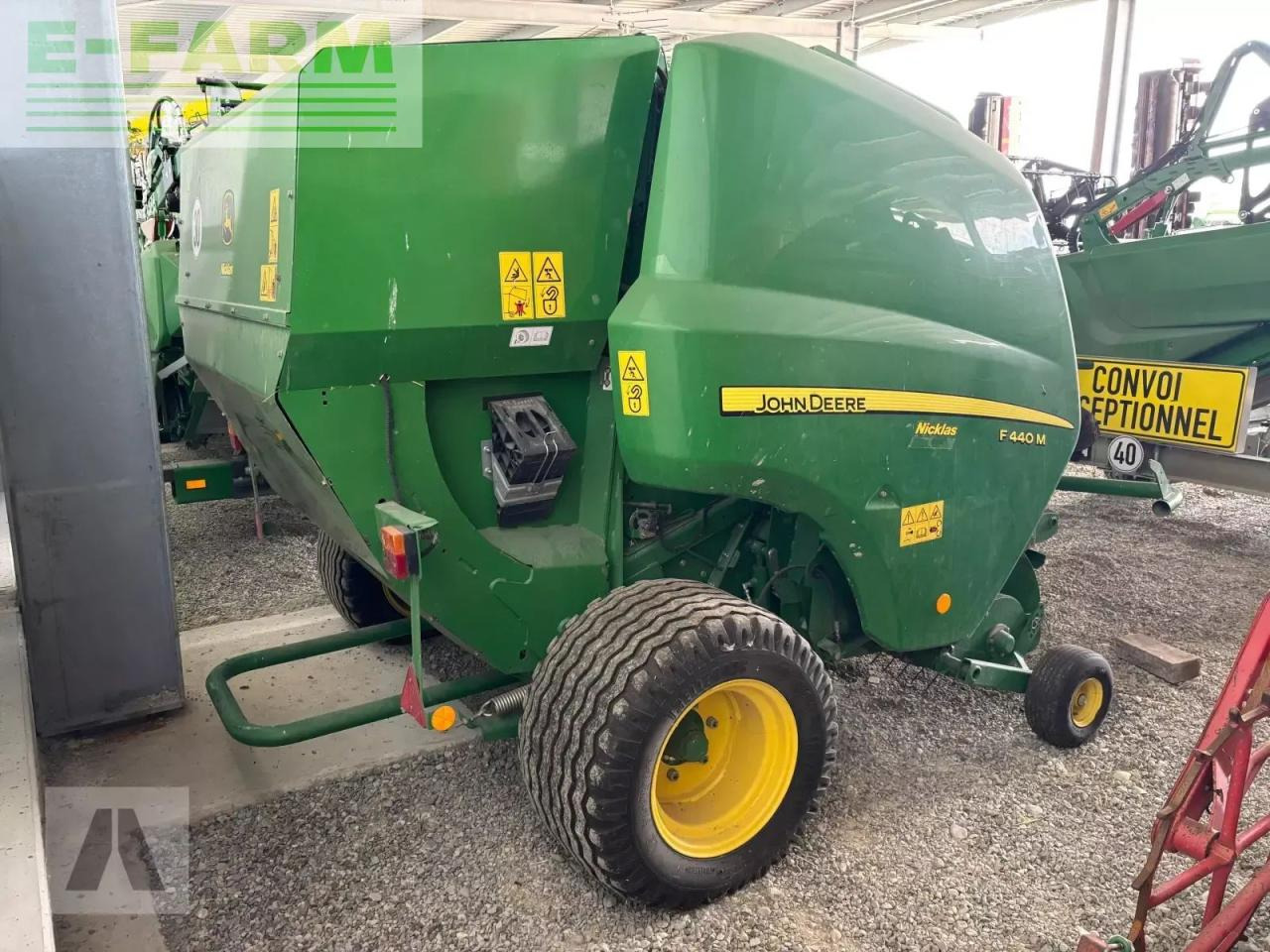 John Deere f440 m - Square baler: picture 5 John Deere f440 m - Square baler: picture 5