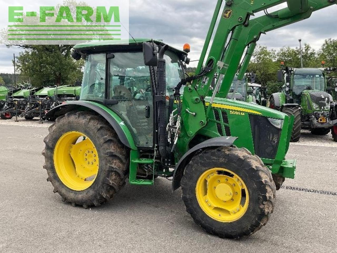 John Deere marque john deere - Farm tractor: picture 2 John Deere marque john deere - Farm tractor: picture 2