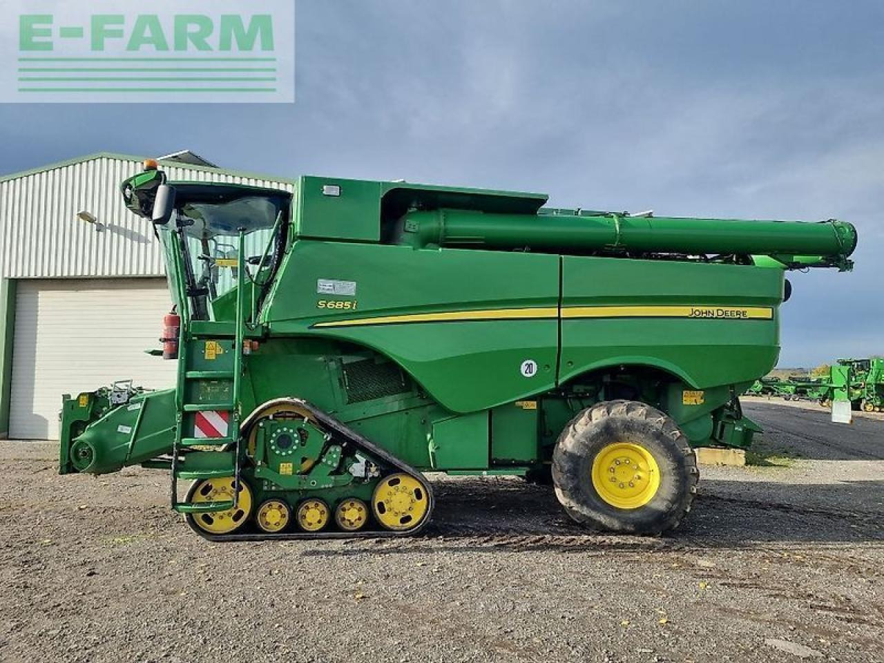 John Deere s685i my16 prod 20 - Combine harvester: picture 1 John Deere s685i my16 prod 20 - Combine harvester: picture 1