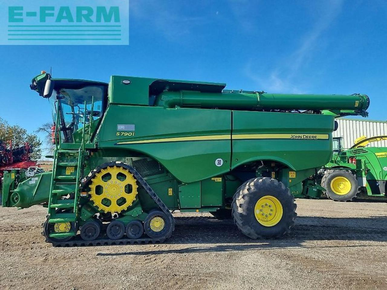 John Deere s790 my24 prod 30 - Combine harvester: picture 2 John Deere s790 my24 prod 30 - Combine harvester: picture 2