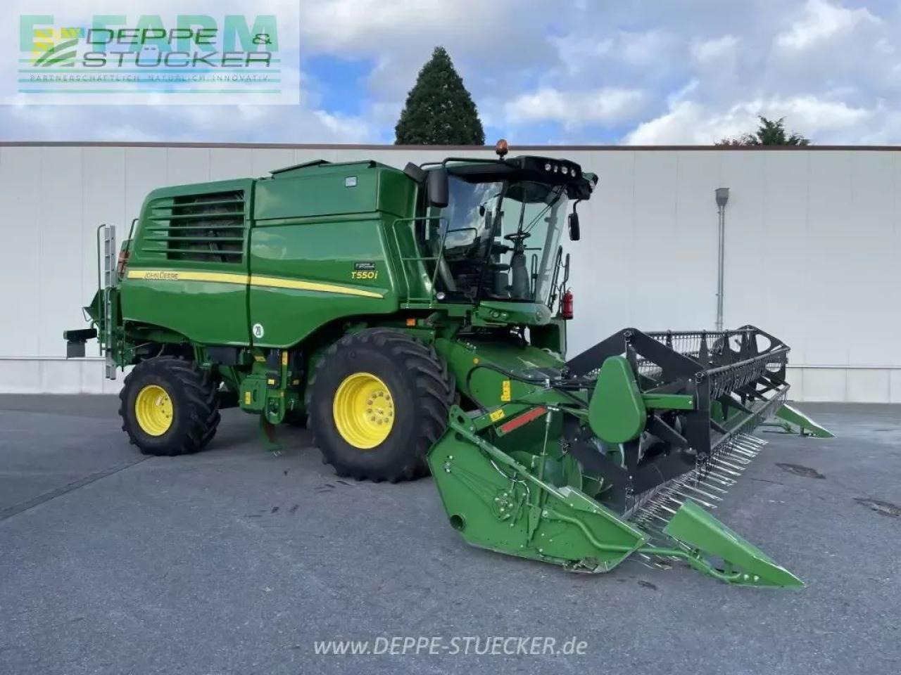 John Deere t550 mit 622r - Combine harvester: picture 1 John Deere t550 mit 622r - Combine harvester: picture 1