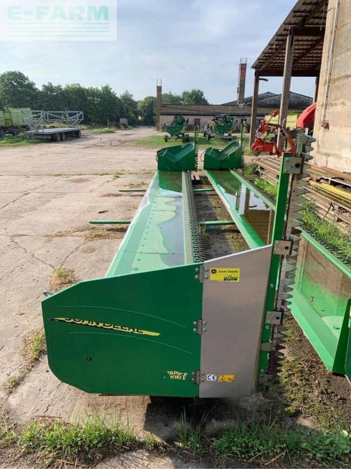 John Deere t660 - Combine harvester: picture 2 John Deere t660 - Combine harvester: picture 2