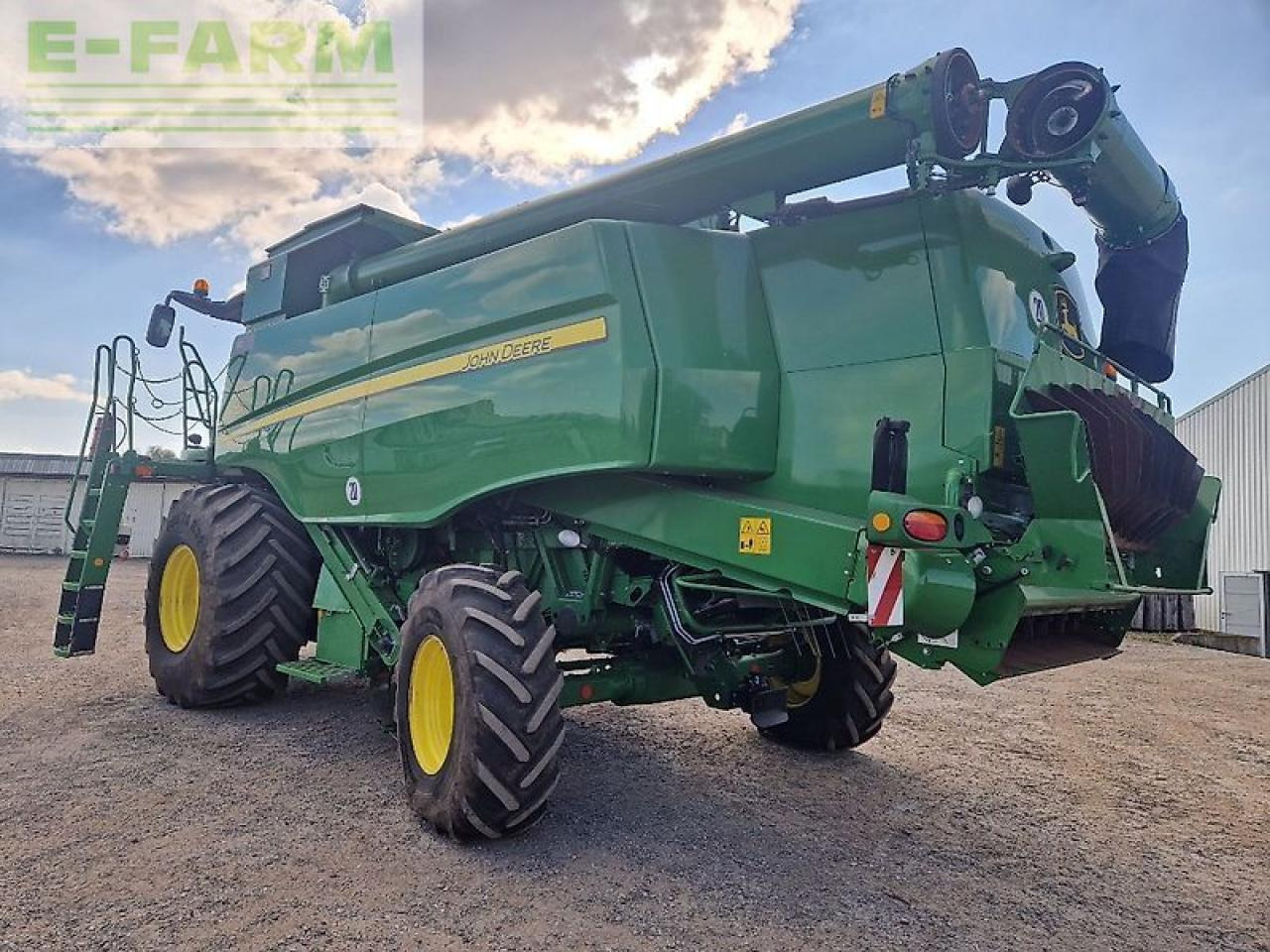 John Deere t670 my21 prod 20 - Combine harvester: picture 3 John Deere t670 my21 prod 20 - Combine harvester: picture 3
