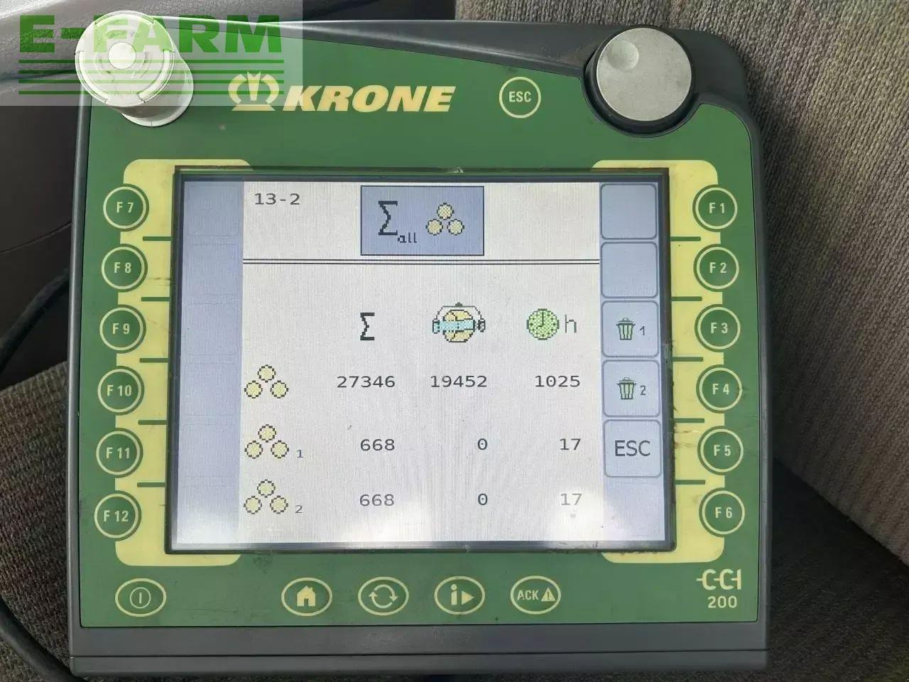Krone cf155 xc extreme - Square baler: picture 4 Krone cf155 xc extreme - Square baler: picture 4