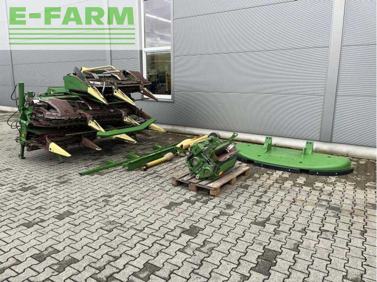Krone easy collect 753 - Forage harvester attachment: picture 1 Krone easy collect 753 - Forage harvester attachment: picture 1