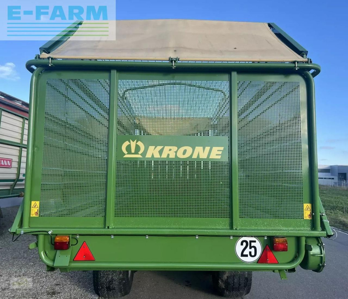 Krone titan 6/48 gl all in im guten zustand - mit zusätzlichen tasträdern hinter der pick-up - Forage wagon: picture 5 Krone titan 6/48 gl all in im guten zustand - mit zusätzlichen tasträdern hinter der pick-up - Forage wagon: picture 5
