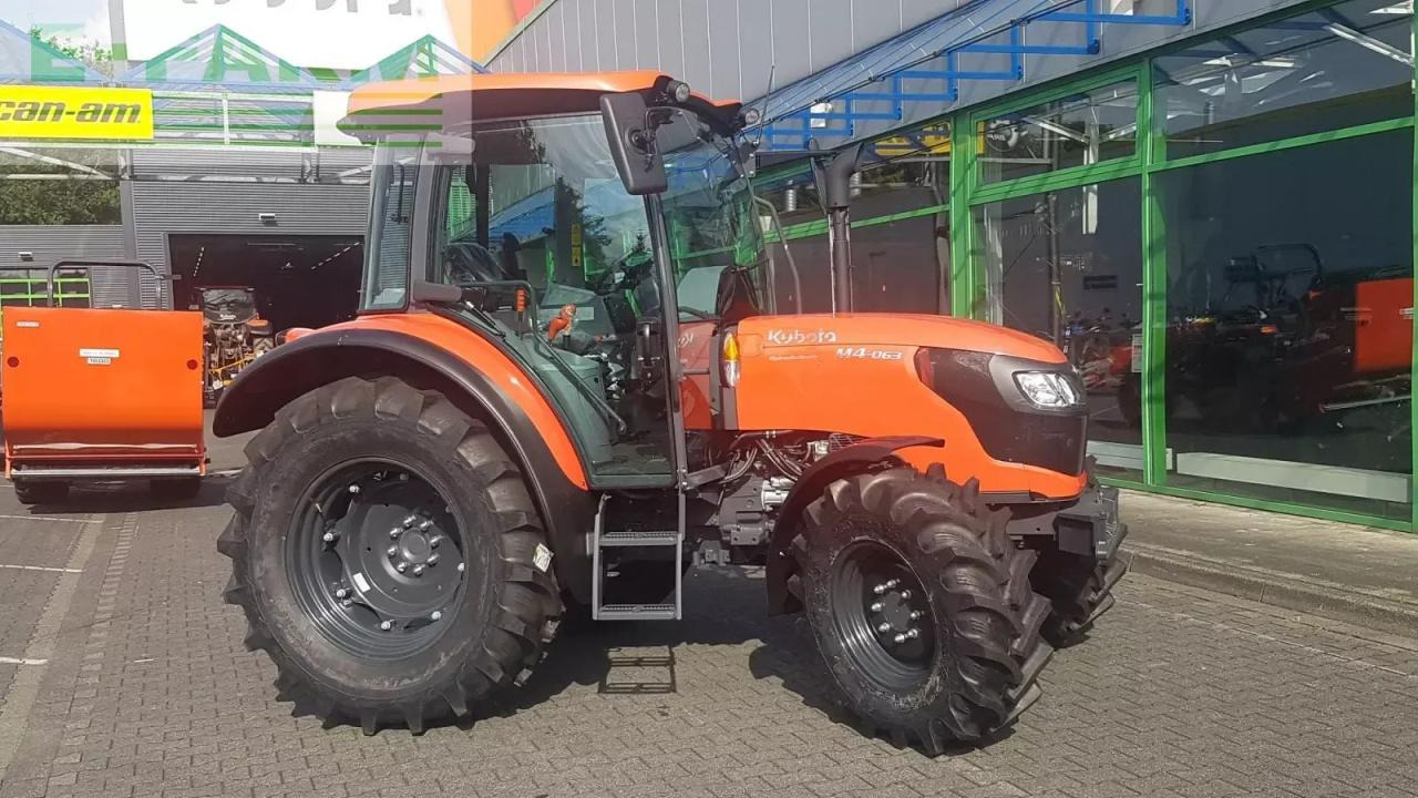 Kubota m4-063 cab ab 0,99% finanzierung - Farm tractor: picture 3 Kubota m4-063 cab ab 0,99% finanzierung - Farm tractor: picture 3