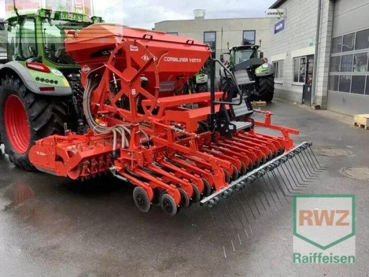 Kuhn combiliner venta lc302 (55+10,2 ha) - Precision seeder: picture 2 Kuhn combiliner venta lc302 (55+10,2 ha) - Precision seeder: picture 2