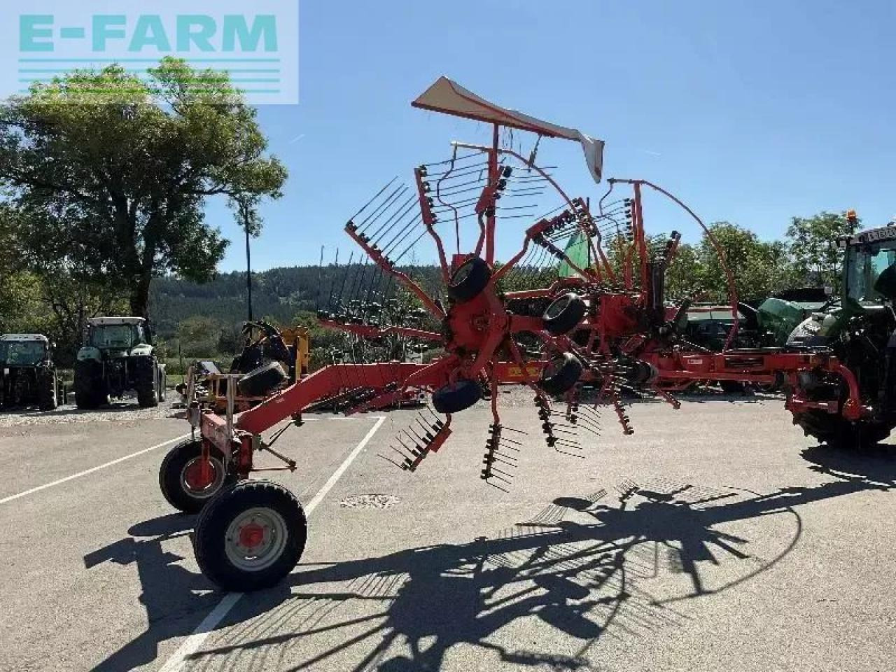 Kuhn ga 6620 - Tedder/ Rake: picture 1 Kuhn ga 6620 - Tedder/ Rake: picture 1