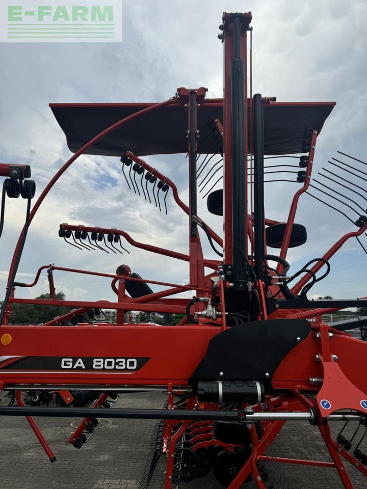 Kuhn ga 8030 - Tedder/ Rake: picture 5 Kuhn ga 8030 - Tedder/ Rake: picture 5