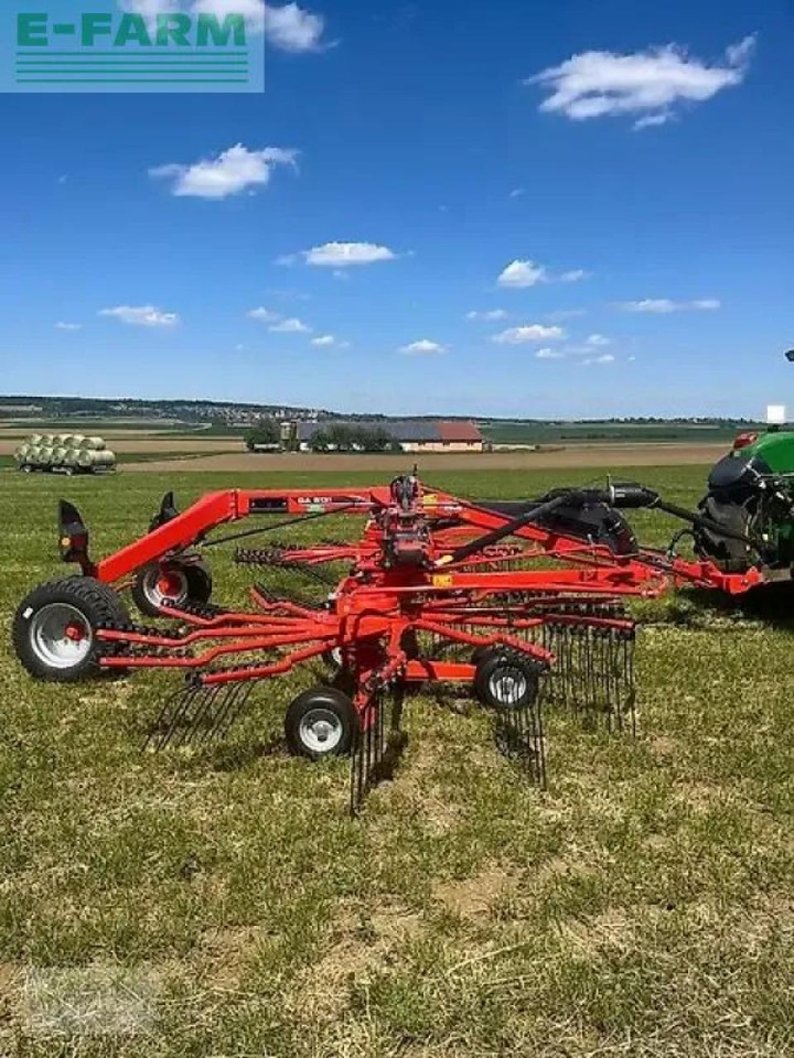Kuhn ga 8131 / mittelschwader - Tedder/ Rake: picture 5 Kuhn ga 8131 / mittelschwader - Tedder/ Rake: picture 5