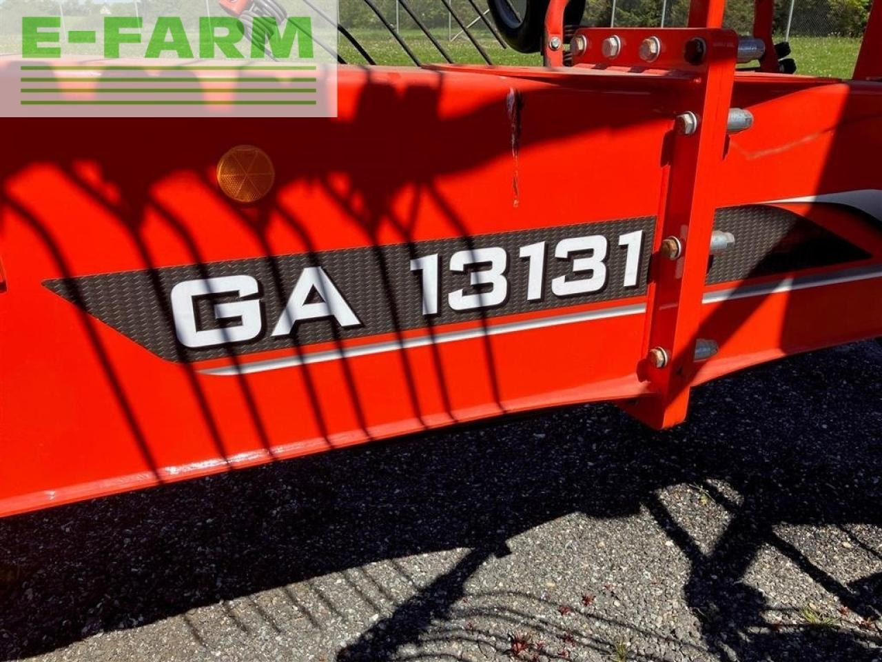 Kuhn ga13131 4-rotors rive - Tedder/ Rake: picture 5 Kuhn ga13131 4-rotors rive - Tedder/ Rake: picture 5