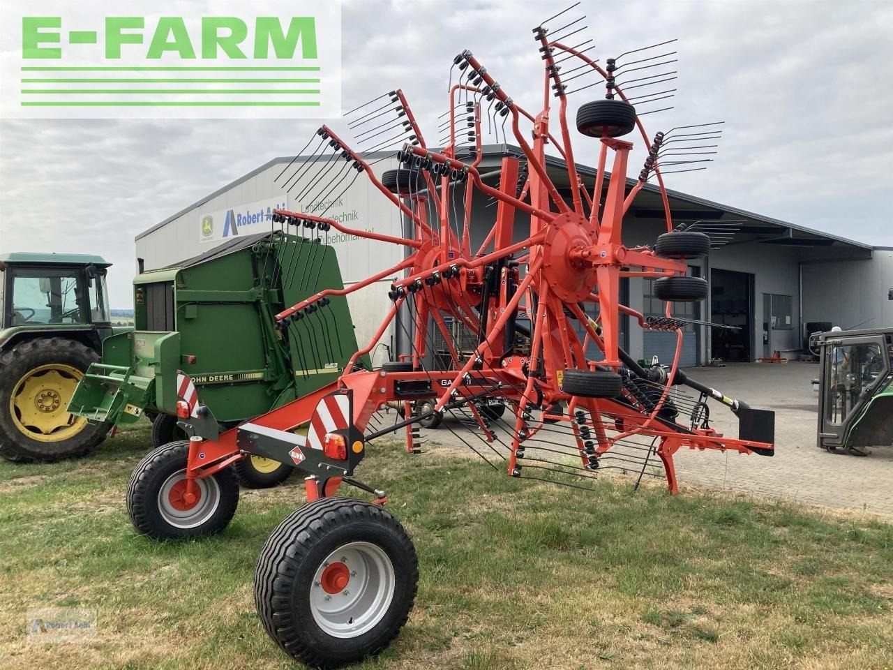 Kuhn ga8131 - Tedder/ Rake: picture 3 Kuhn ga8131 - Tedder/ Rake: picture 3