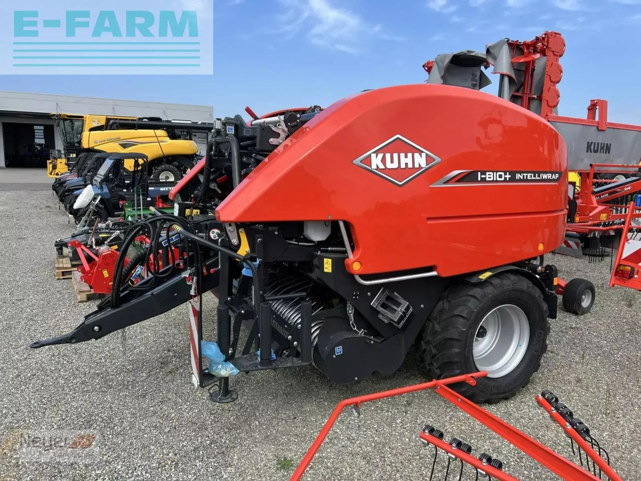Kuhn i-bio+ intelliwrap press-wickel-kombi - Square baler: picture 1 Kuhn i-bio+ intelliwrap press-wickel-kombi - Square baler: picture 1