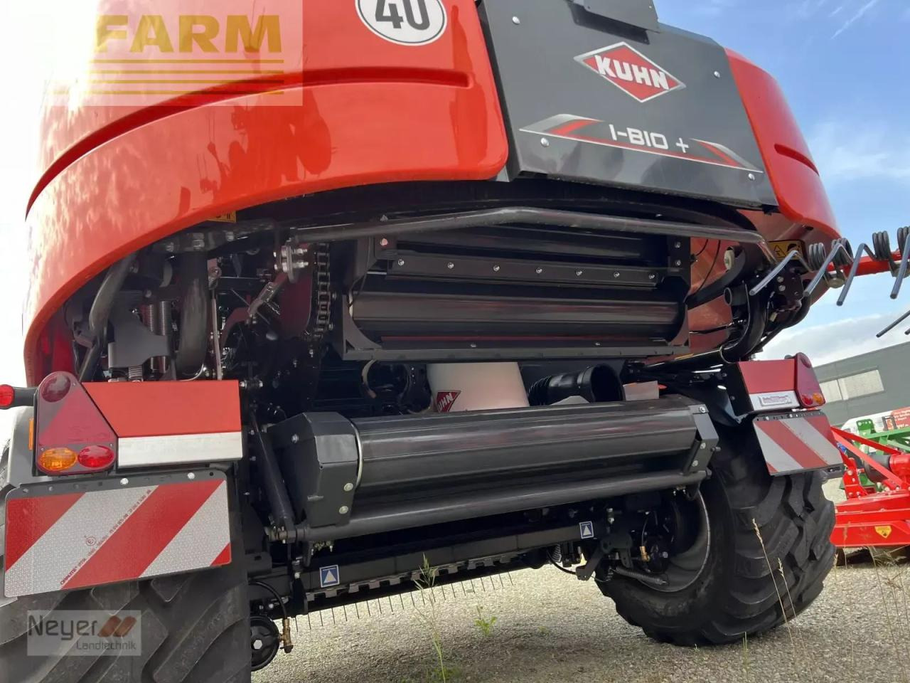 Kuhn i-bio+ intelliwrap press-wickel-kombi - Square baler: picture 4 Kuhn i-bio+ intelliwrap press-wickel-kombi - Square baler: picture 4