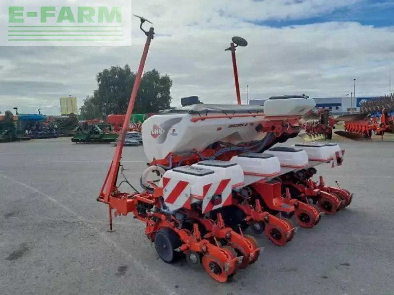 Kuhn maxima2 - Precision seeder: picture 1 Kuhn maxima2 - Precision seeder: picture 1