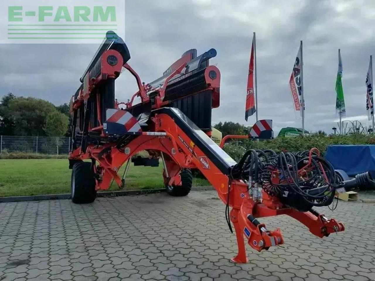 Kuhn merge maxx 1090 - Tedder/ Rake: picture 2 Kuhn merge maxx 1090 - Tedder/ Rake: picture 2