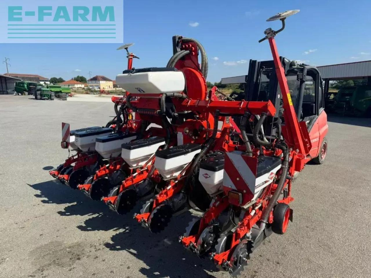 Kuhn planter 3 ts - Precision seeder: picture 1 Kuhn planter 3 ts - Precision seeder: picture 1