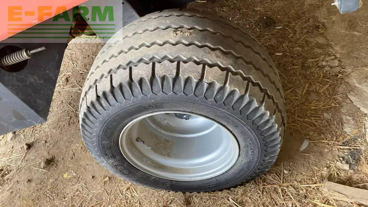 Kuhn vb2160 - Square baler: picture 5 Kuhn vb2160 - Square baler: picture 5