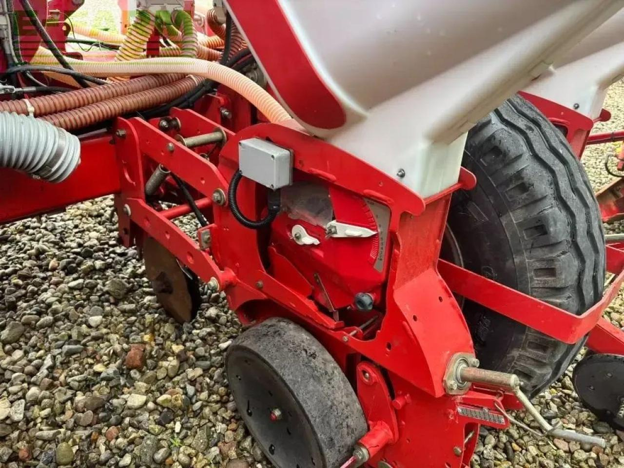 Kverneland e drive optima hd 8 rækket - Precision seeder: picture 4 Kverneland e drive optima hd 8 rækket - Precision seeder: picture 4