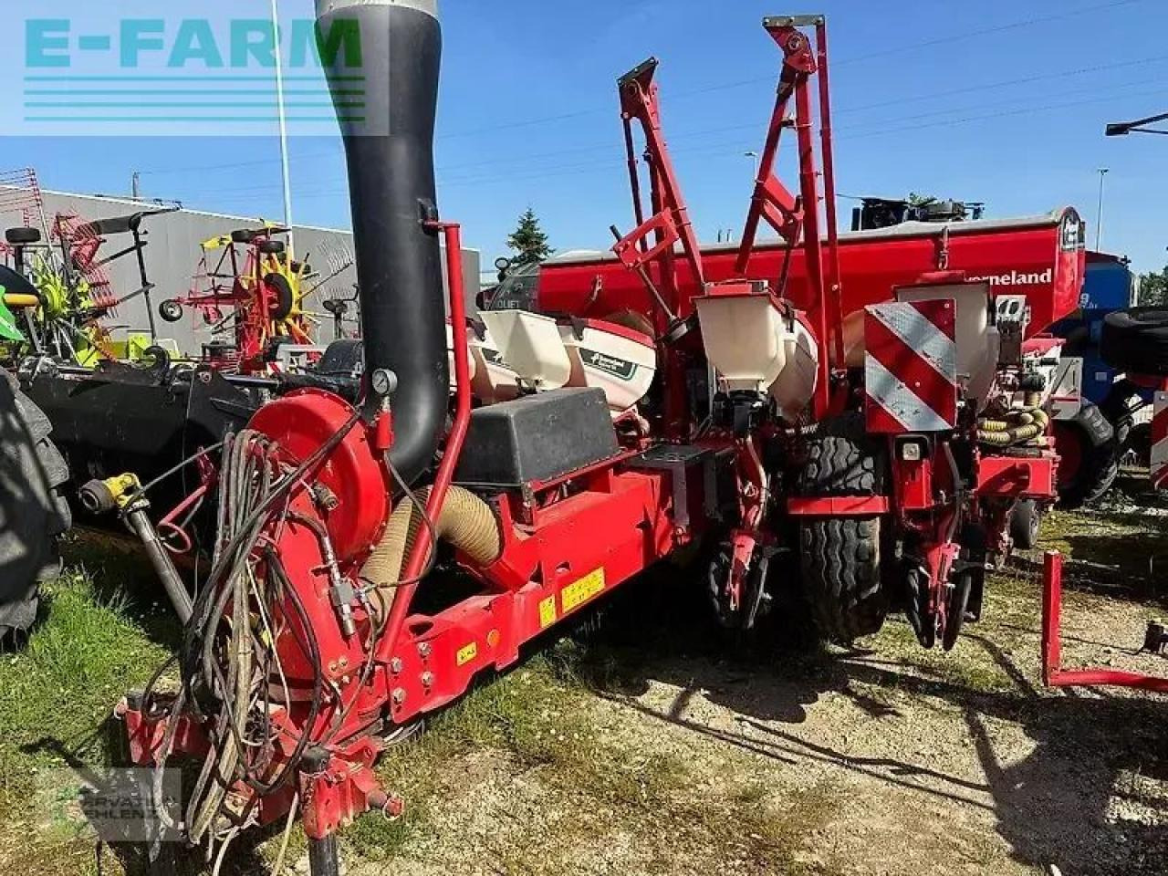 Kverneland optima tf profi ii e - drive ii - Precision seeder: picture 1 Kverneland optima tf profi ii e - drive ii - Precision seeder: picture 1