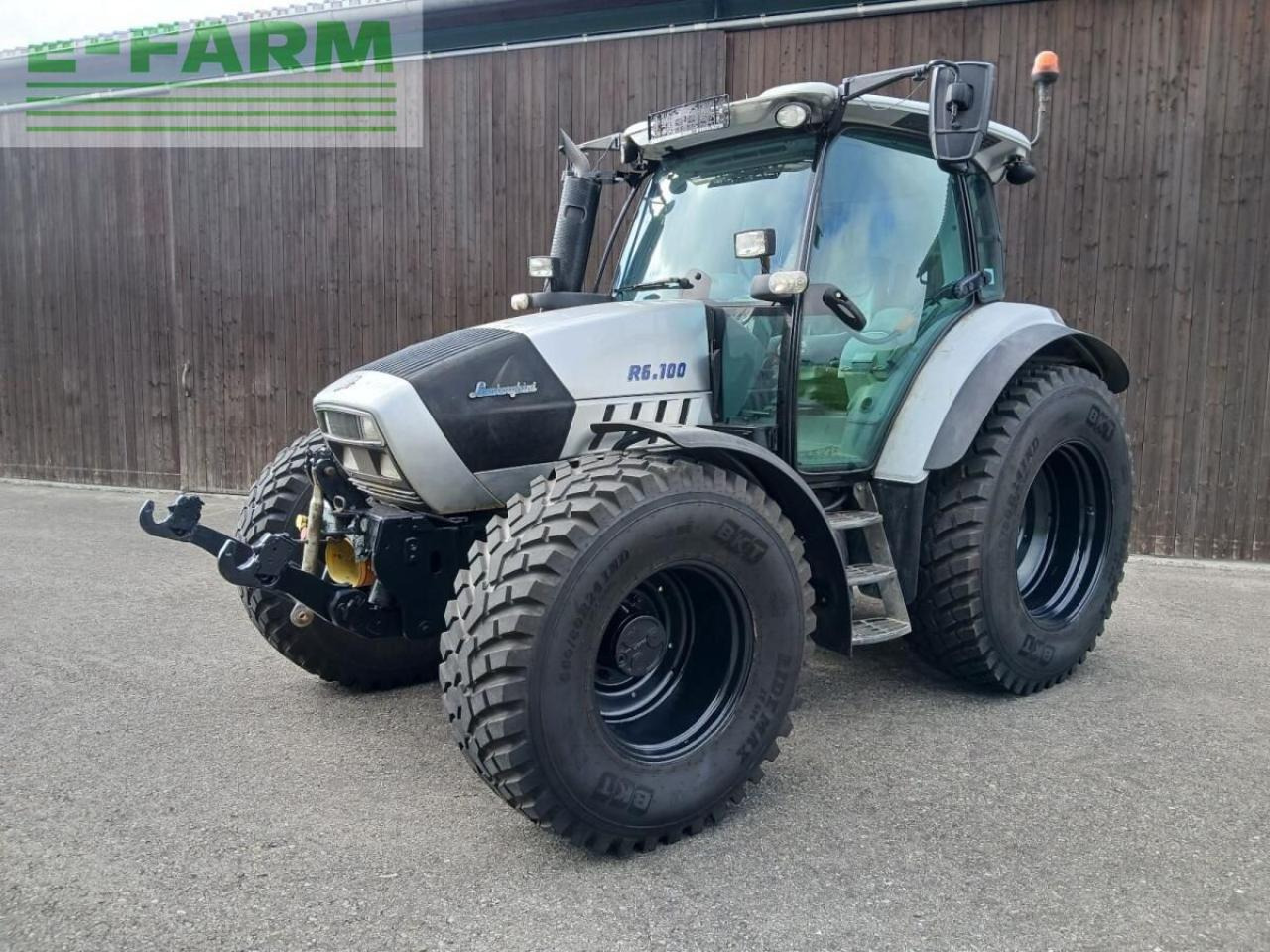 Lamborghini - Farm tractor: picture 2 Lamborghini - Farm tractor: picture 2