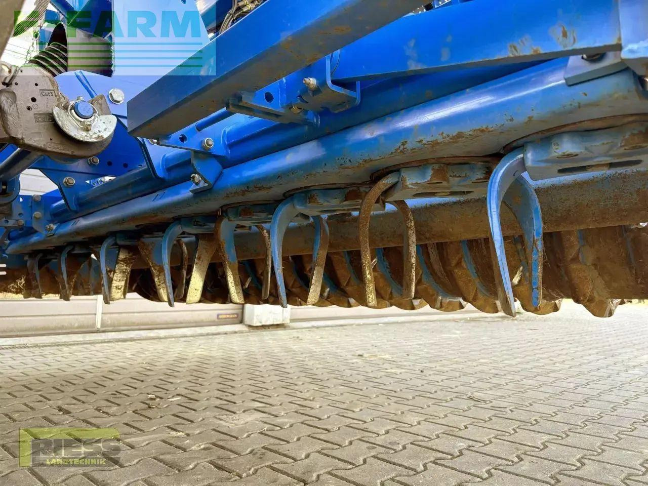 Lemken saphir 10 + zirkon 8/300 isobus - Seed drill: picture 3 Lemken saphir 10 + zirkon 8/300 isobus - Seed drill: picture 3