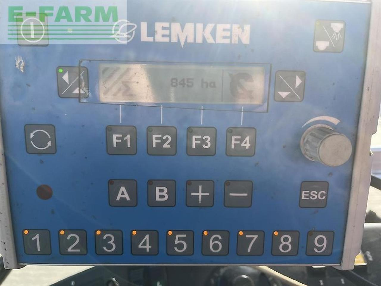 Lemken sirius 10/1300 - Trailed sprayer: picture 2 Lemken sirius 10/1300 - Trailed sprayer: picture 2