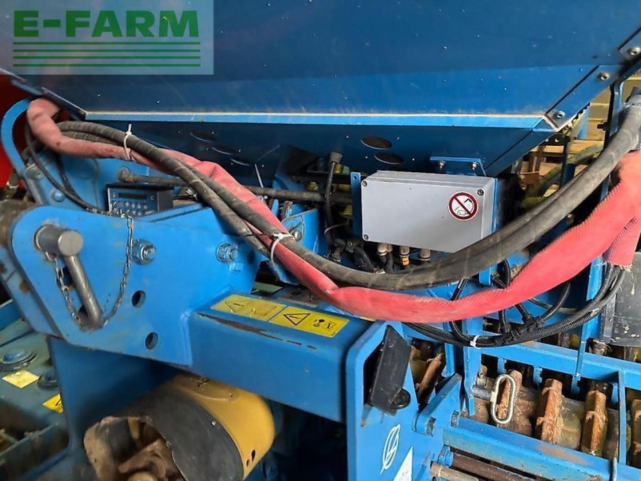 Lemken zirkon 10/300 + solitair 8/300 - Seed drill: picture 5 Lemken zirkon 10/300 + solitair 8/300 - Seed drill: picture 5