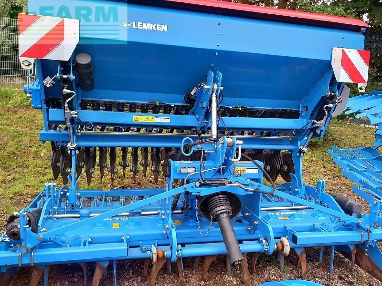 Lemken zirkon 12/300 + saphir 9/300 - Soil tillage equipment: picture 2 Lemken zirkon 12/300 + saphir 9/300 - Soil tillage equipment: picture 2