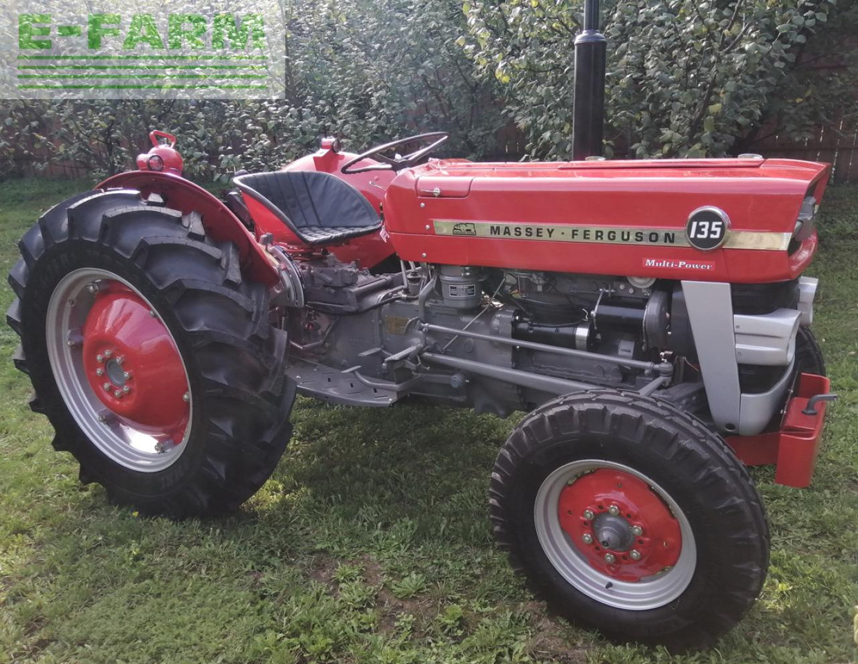 Massey Ferguson 135 - Farm tractor: picture 2 Massey Ferguson 135 - Farm tractor: picture 2