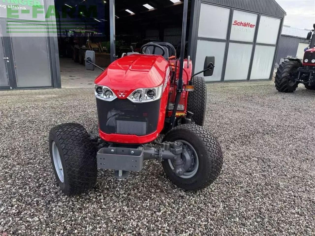 Massey Ferguson 1755 e - Farm tractor: picture 3 Massey Ferguson 1755 e - Farm tractor: picture 3