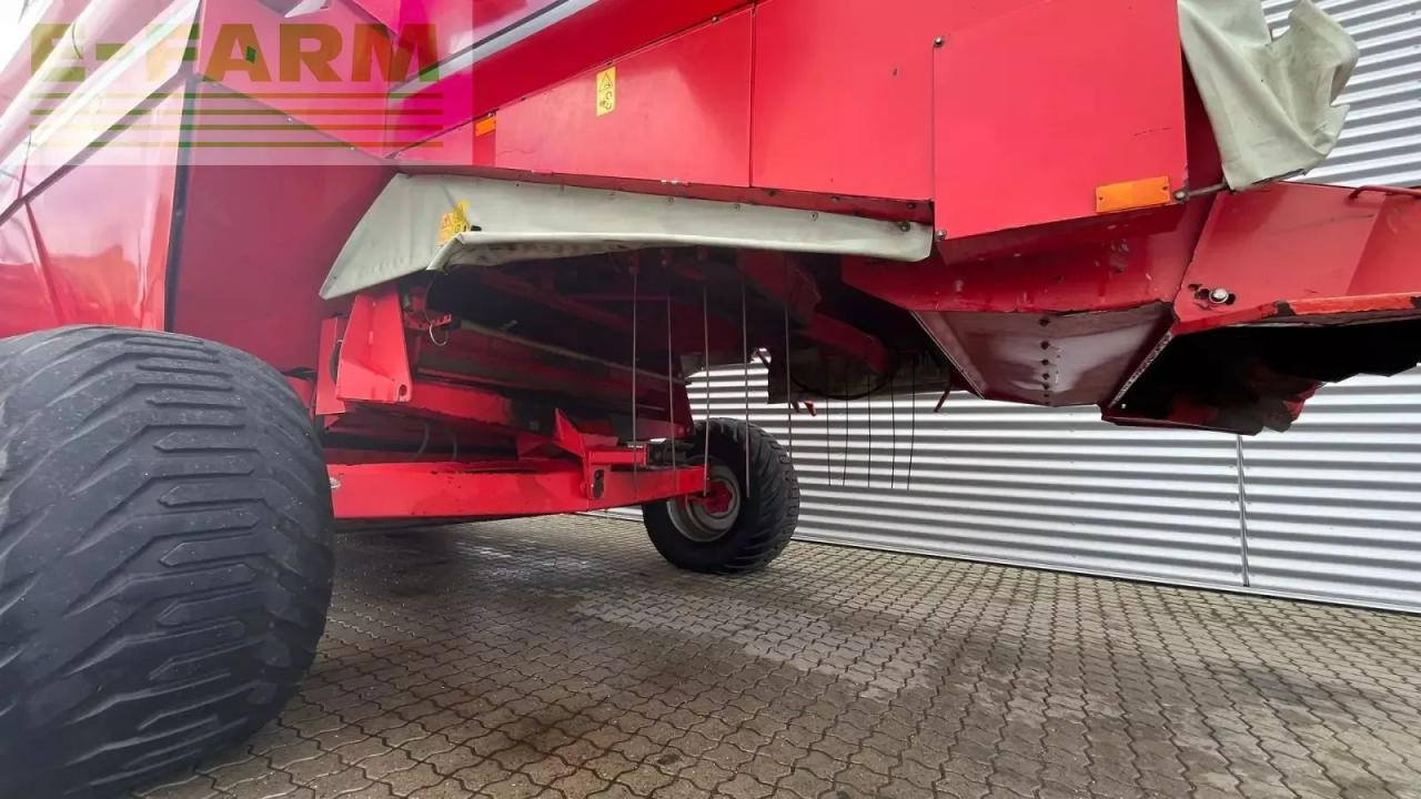 Combine harvester Massey Ferguson 40: picture 10 Combine harvester Massey Ferguson 40: picture 10