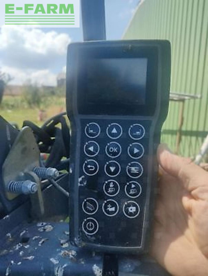 Massey Ferguson 4160v classic - Square baler: picture 2 Massey Ferguson 4160v classic - Square baler: picture 2