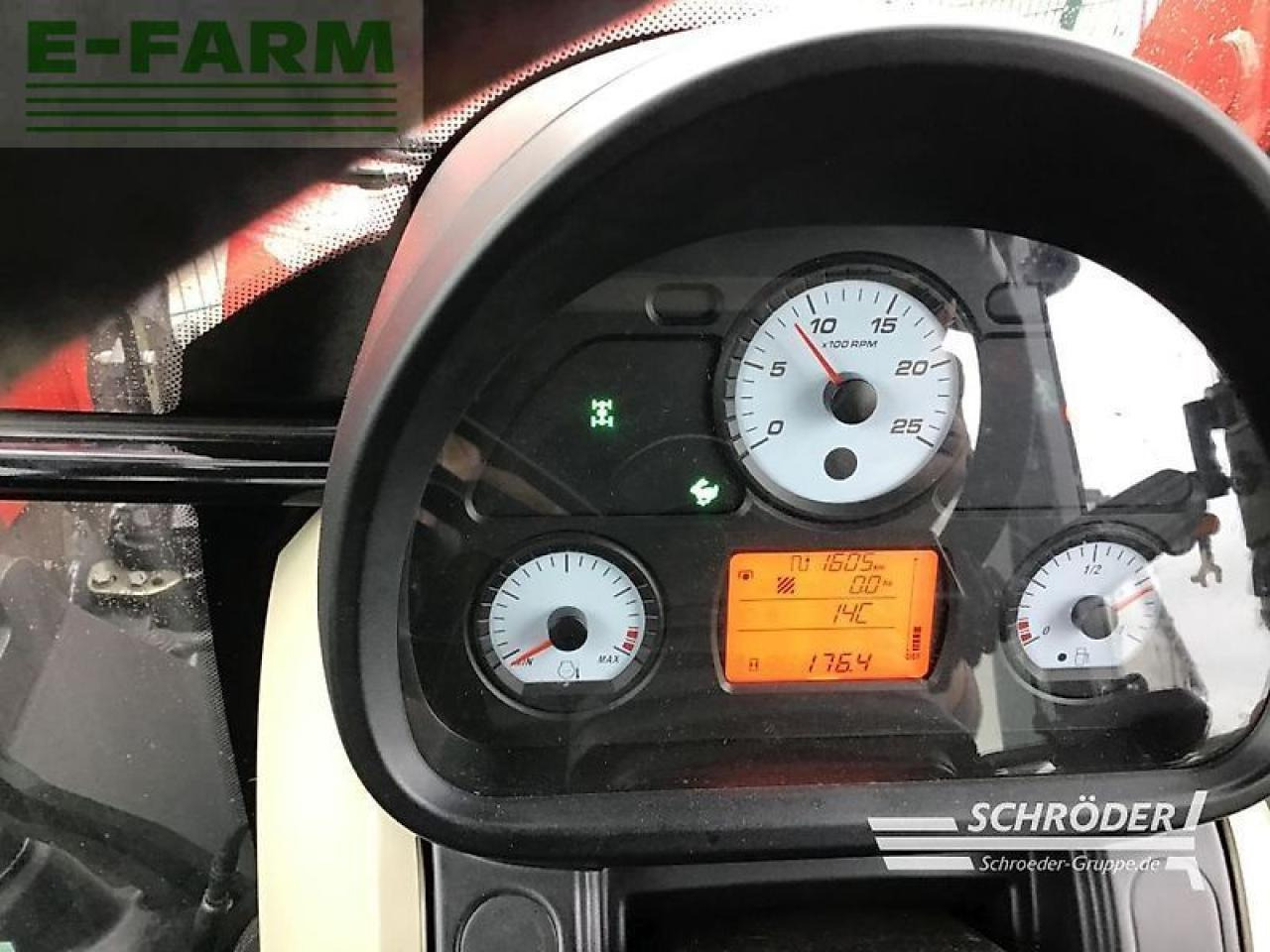 Massey Ferguson 4709 m cab essential - Farm tractor: picture 3 Massey Ferguson 4709 m cab essential - Farm tractor: picture 3