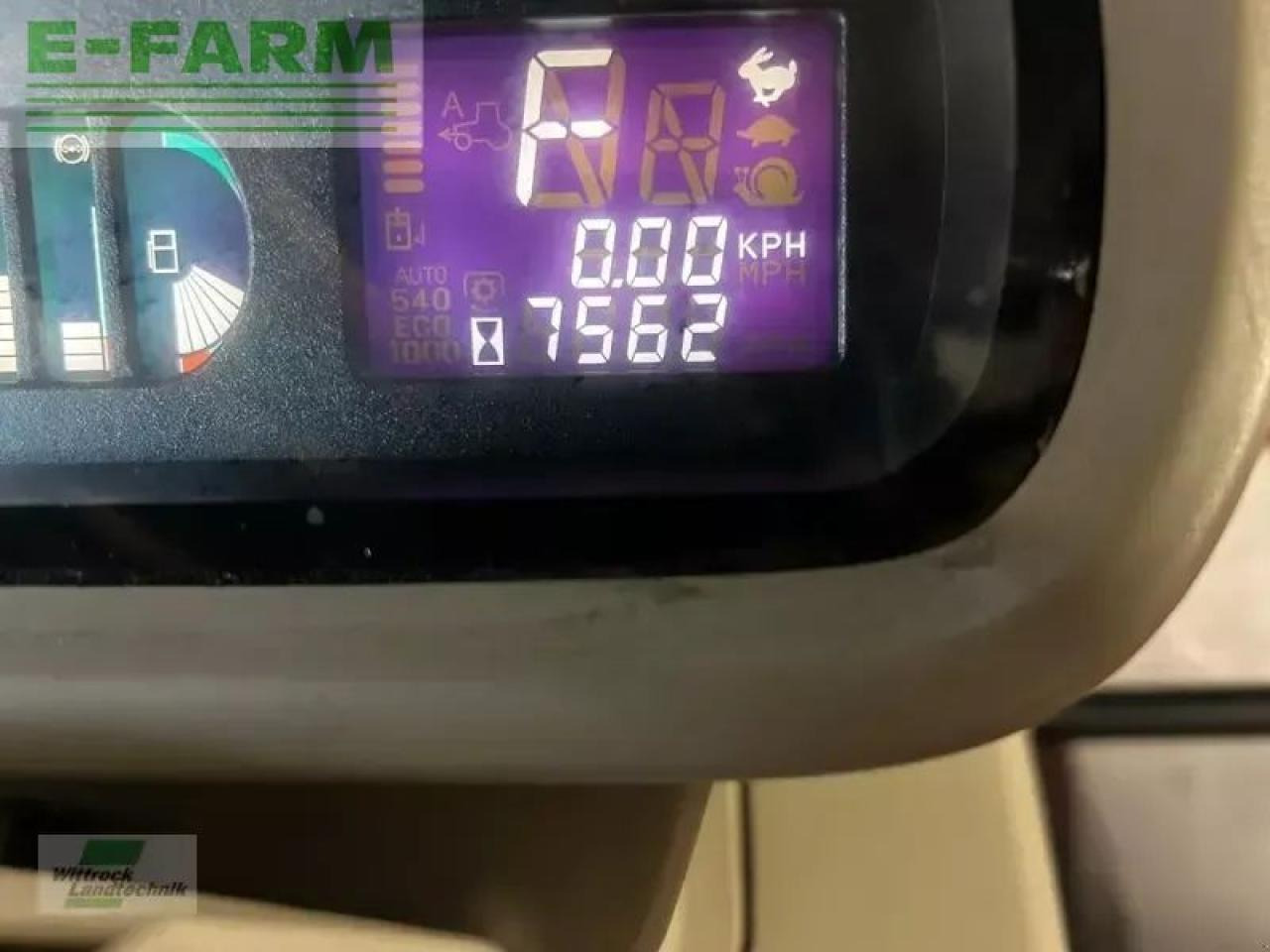 Massey Ferguson 7624 - Farm tractor: picture 2 Massey Ferguson 7624 - Farm tractor: picture 2